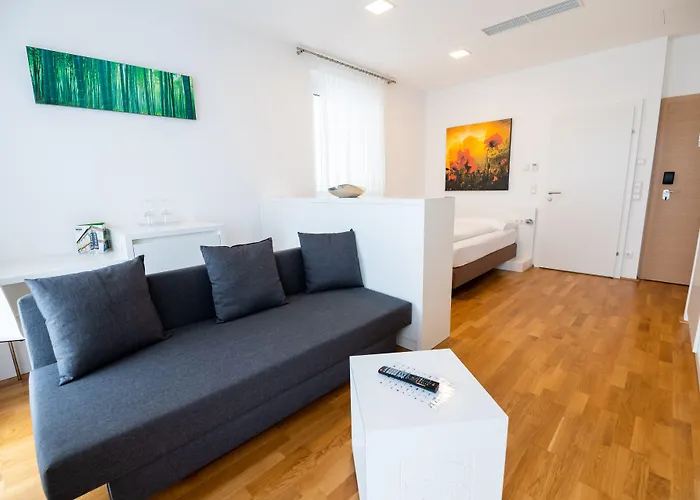 Shome I Self-check-in I Free Parking Hotell 4*