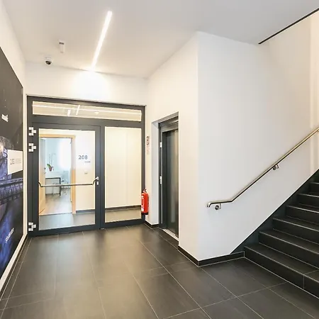 Shome I Self-check-in I Free Parking 4* Graz