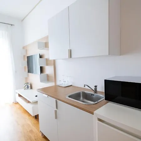 Shome I Self Check-in I Free Parking Hotel 4*