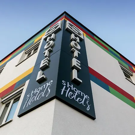 Shome I Self Check-in I Free Parking 4* Грац