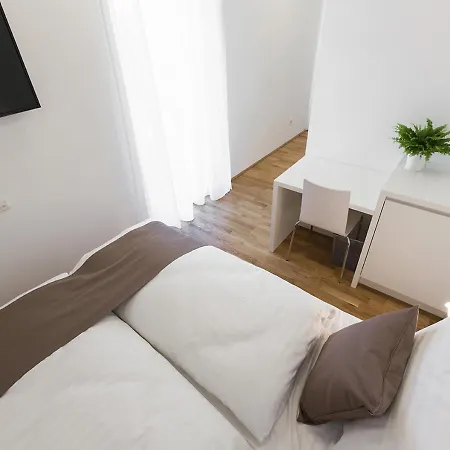 Shome I Self-check-in I Free Parking Graz