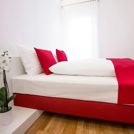 Shome I Self Check-in I Free Parking Hotel 4*