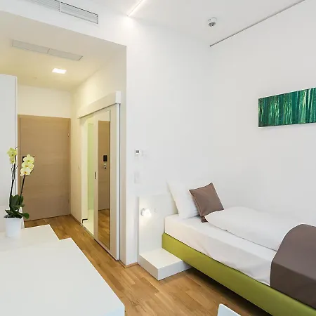 Shome I Self-check-in I Free Parking Hotel 4*