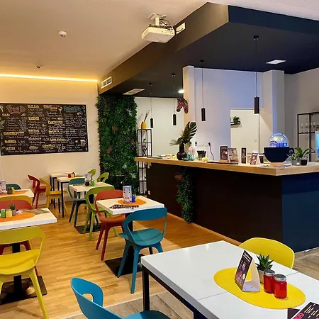 Shome I Self-check-in I Free Parking Hotel 4*