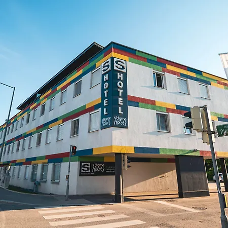 Отель Shome I Self-check-in I Free Parking 4*
