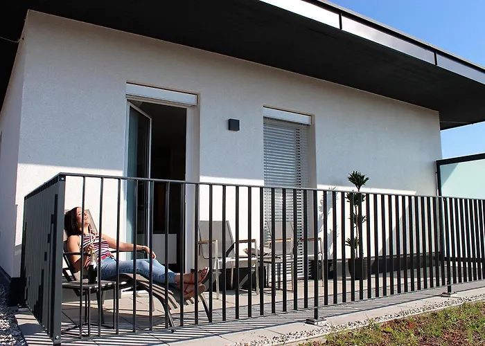 Shome I Self-check-in I Free Parking Hotel Graz