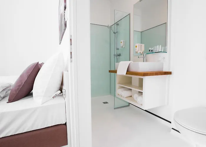 Shome I Self-check-in I Free Parking 4* Graz