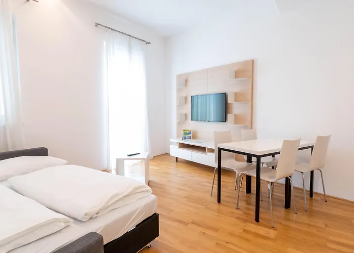 Shome I Self-check-in I Free Parking