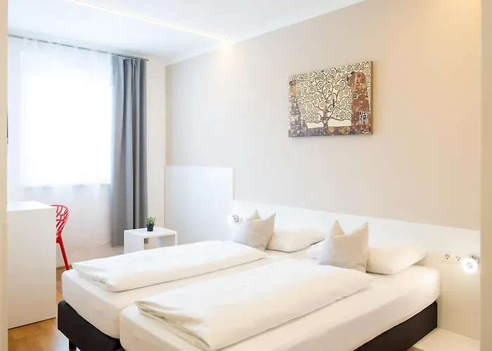 Shome I Self-check-in I Free Parking 4* Graz