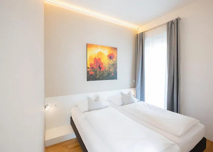 Shome I Self-check-in I Free Parking 4* Graz