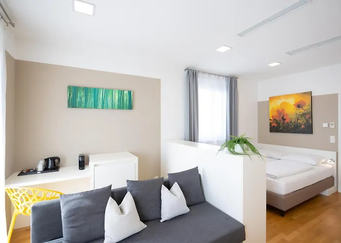 Ξενοδοχείο Shome I Self-check-in I Free Parking 4*