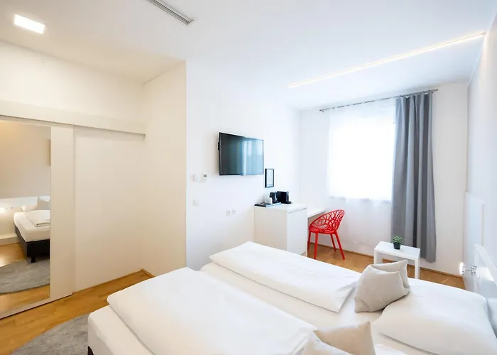 Shome I Self-check-in I Free Parking 4* Γκρατς