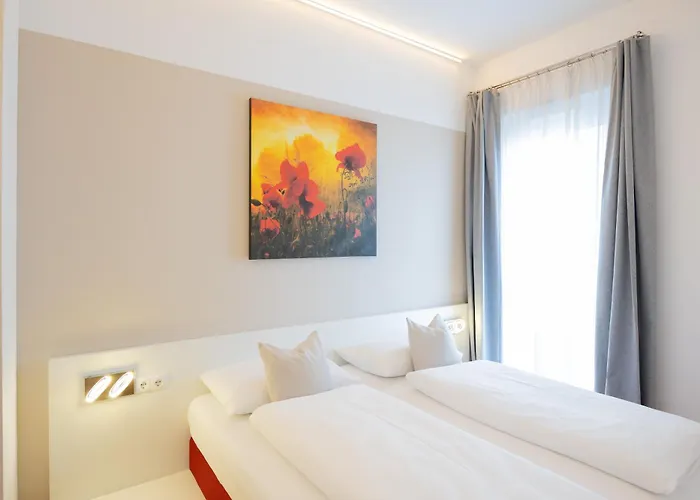 Hotell Shome I Self-check-in I Free Parking 4*